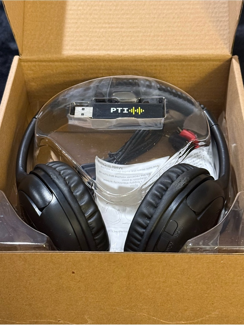 PTI-908 Wireless Listener Headphones with FM Scan & USB Transmitter